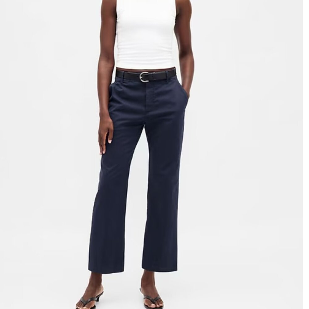 Gap Mid Rise Downtown Khakis — Classic Stretch Pants, 18 tall